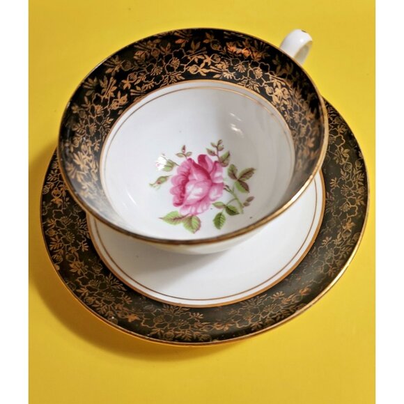 Staffordshire House Fine Bone China Hand Painted Tea Cup and Saucer - Picture 2 of 10